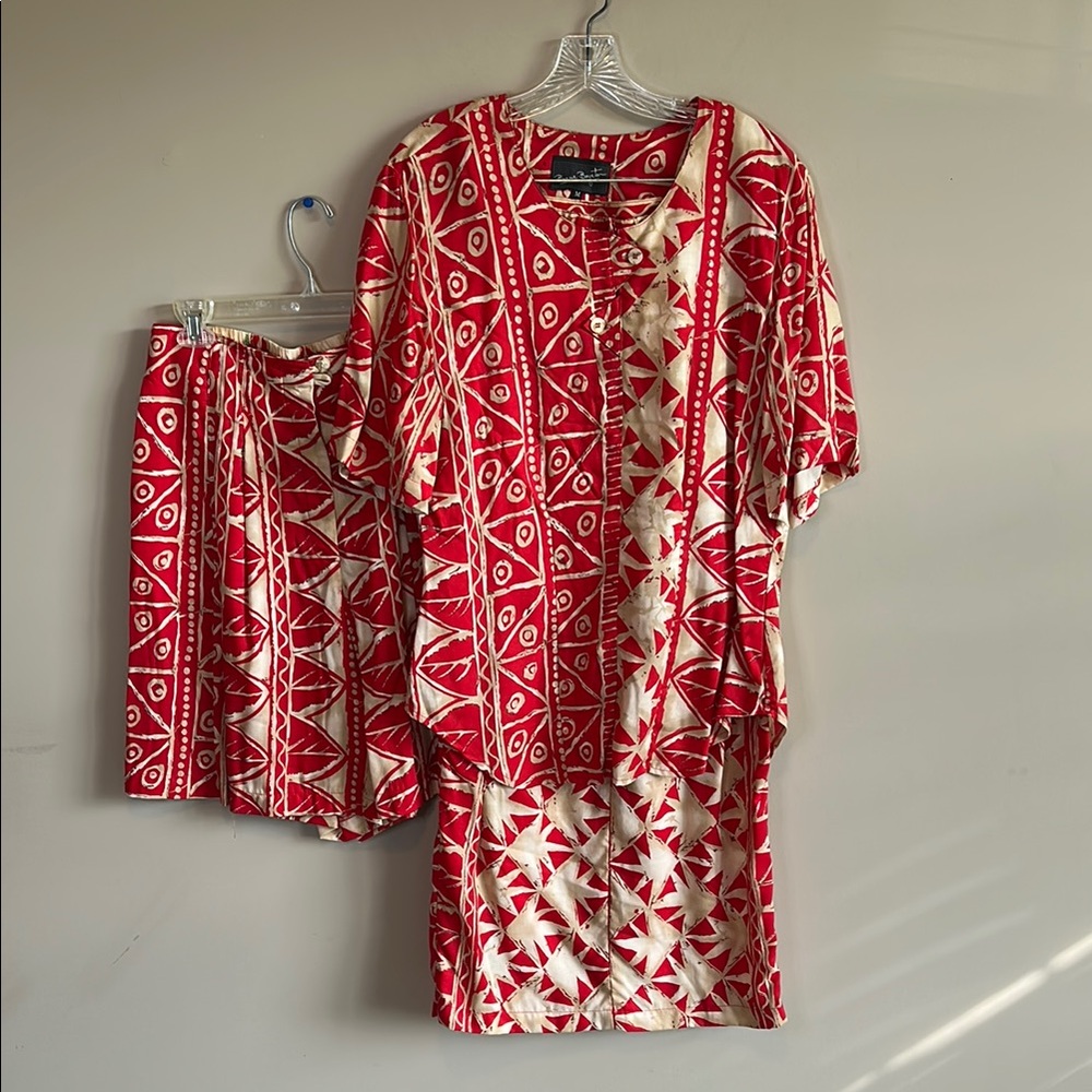 Vintage Bonnie Boynton Red Abstract Three- Piece Set Blouse Skirt and Shorts